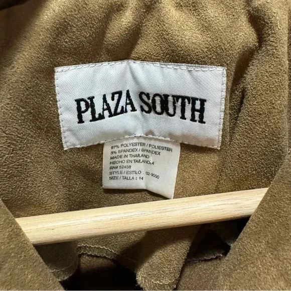 Beautiful universal Coat! - Picture 3 of 3